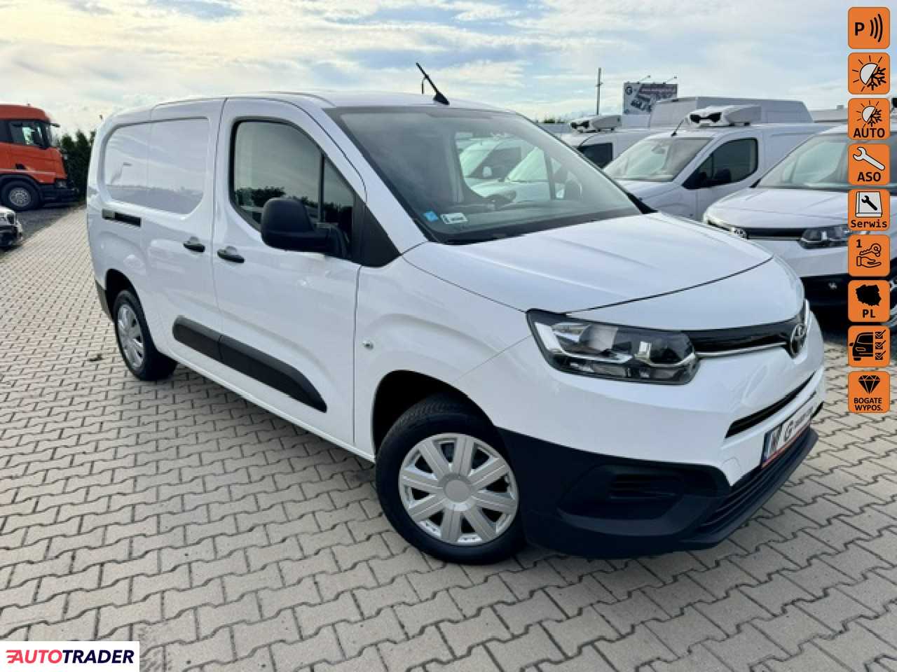 Toyota Pozostałe 2021 1.5