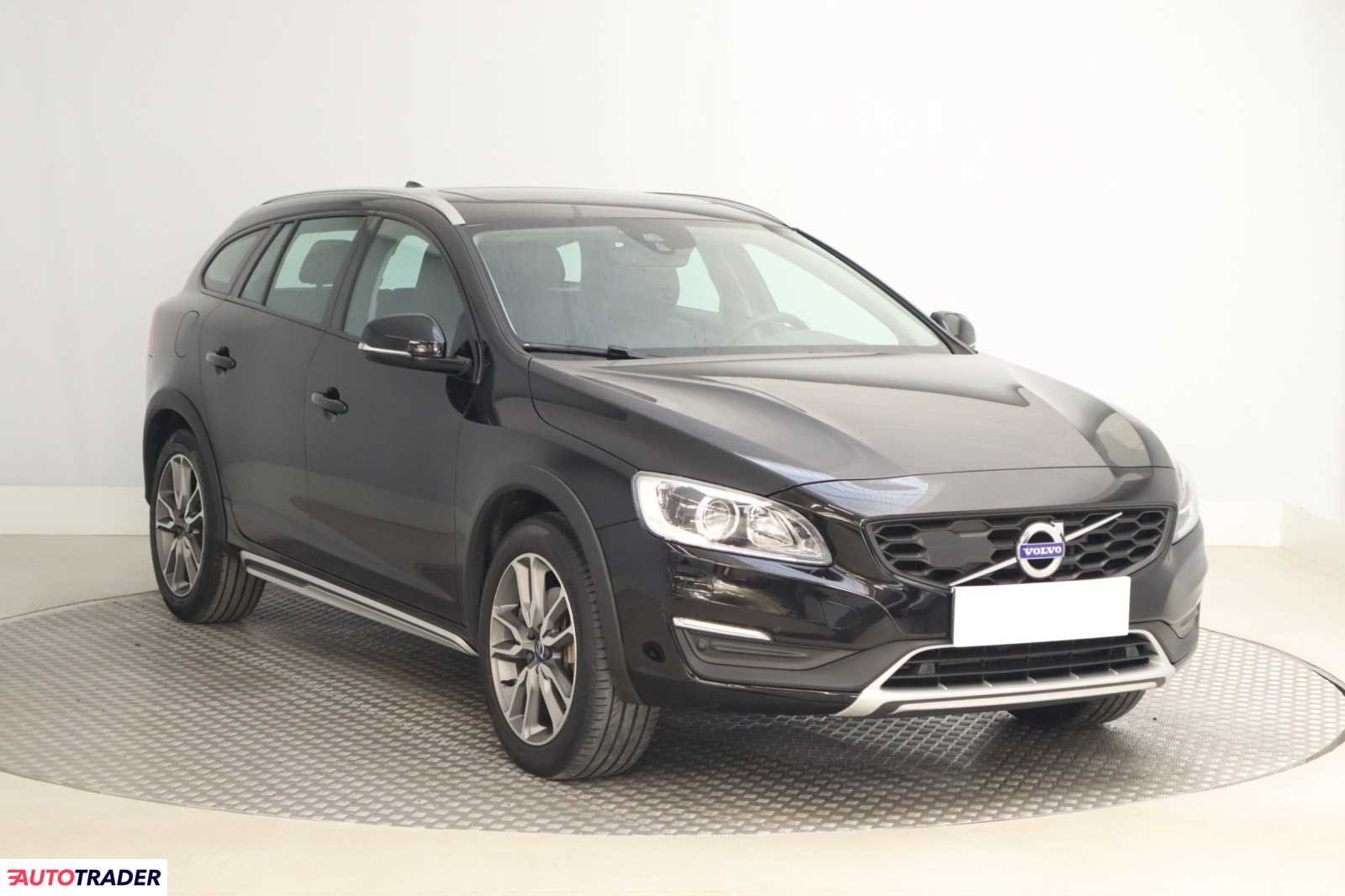 Volvo V60 Cross Country 2018 2.0 241 KM