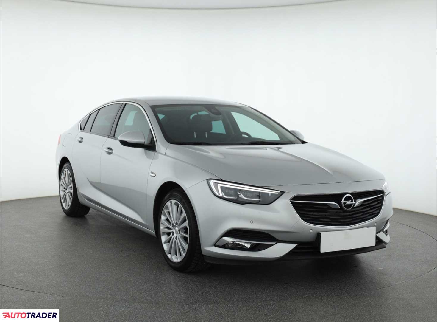 Opel Insignia 2019 1.5 162 KM