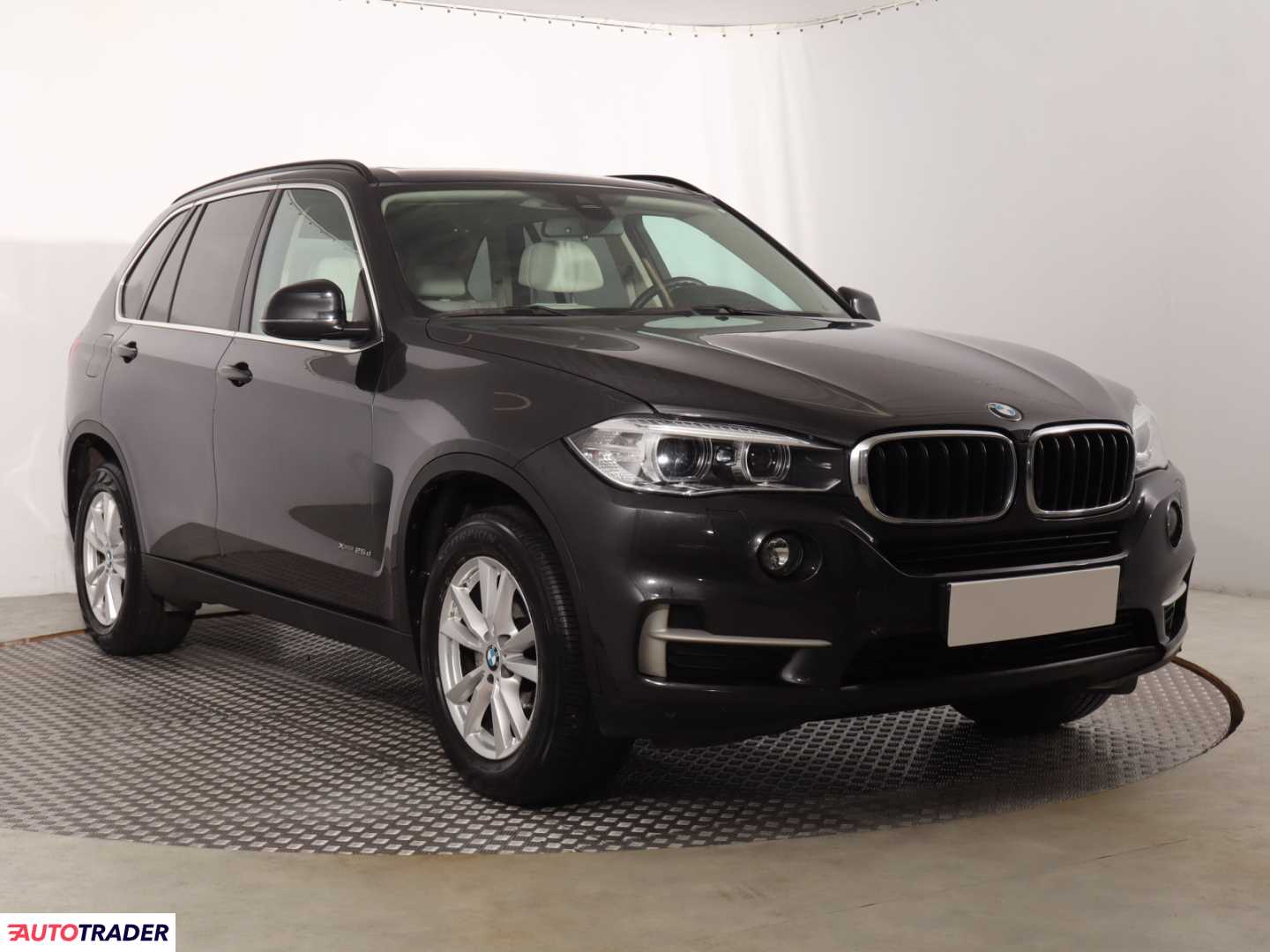 BMW X5 2016 2.0 214 KM