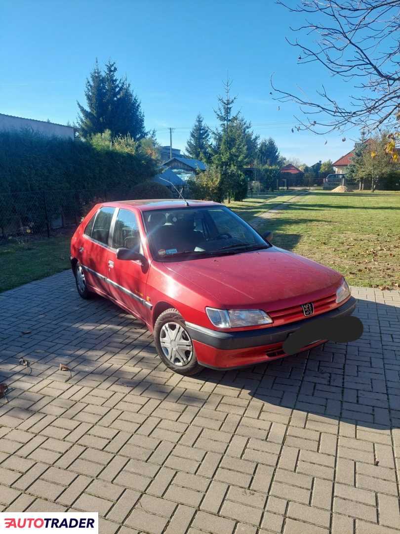 Peugeot 306 1995 1.4 75 KM