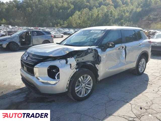 Mitsubishi Outlander 2024 2