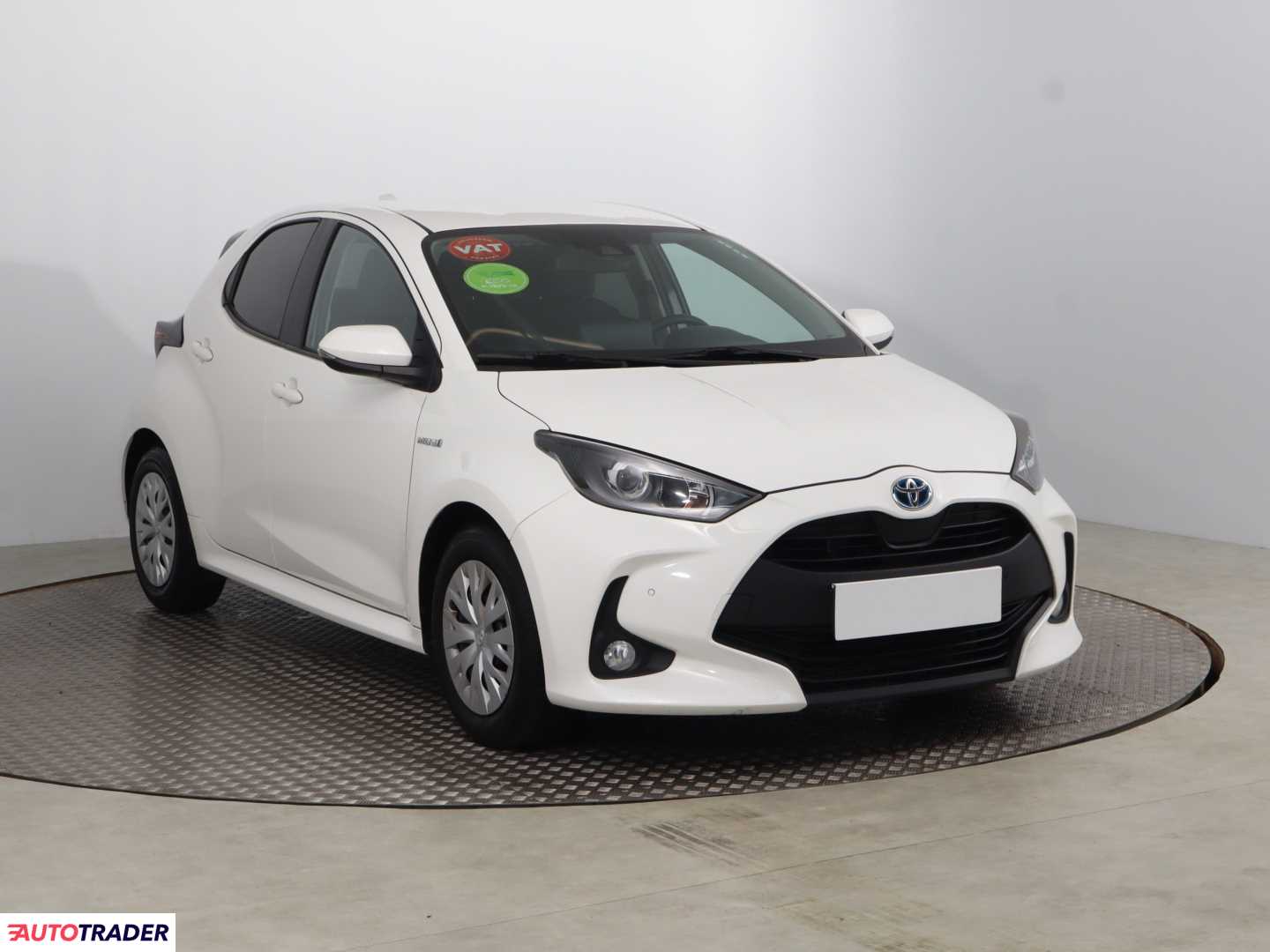 Toyota Yaris 2021 1.5 113 KM