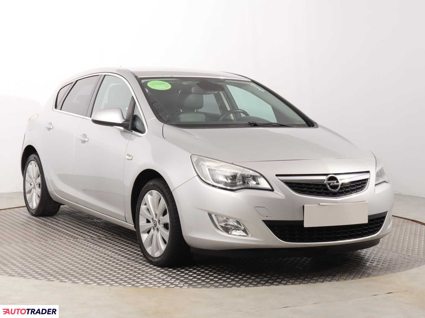 Opel Astra 2010 1.6 113 KM