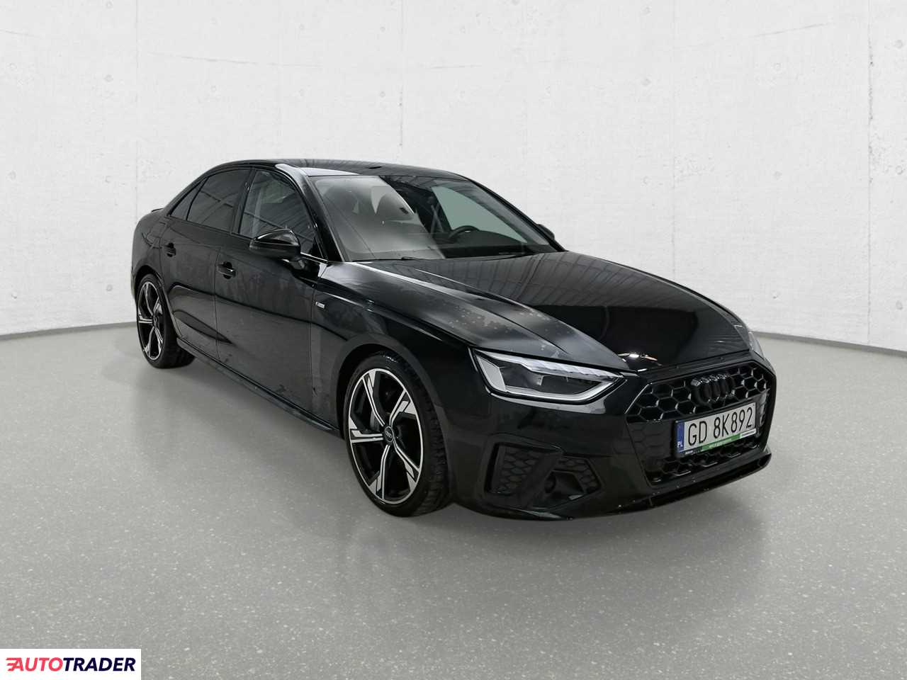 Audi A4 2023 2.0 204 KM