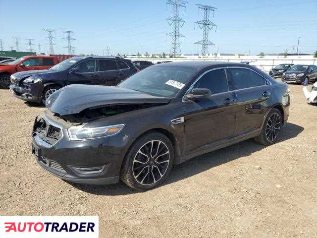 Ford Taurus 2019 3