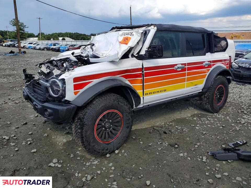 Ford Bronco 2025 2