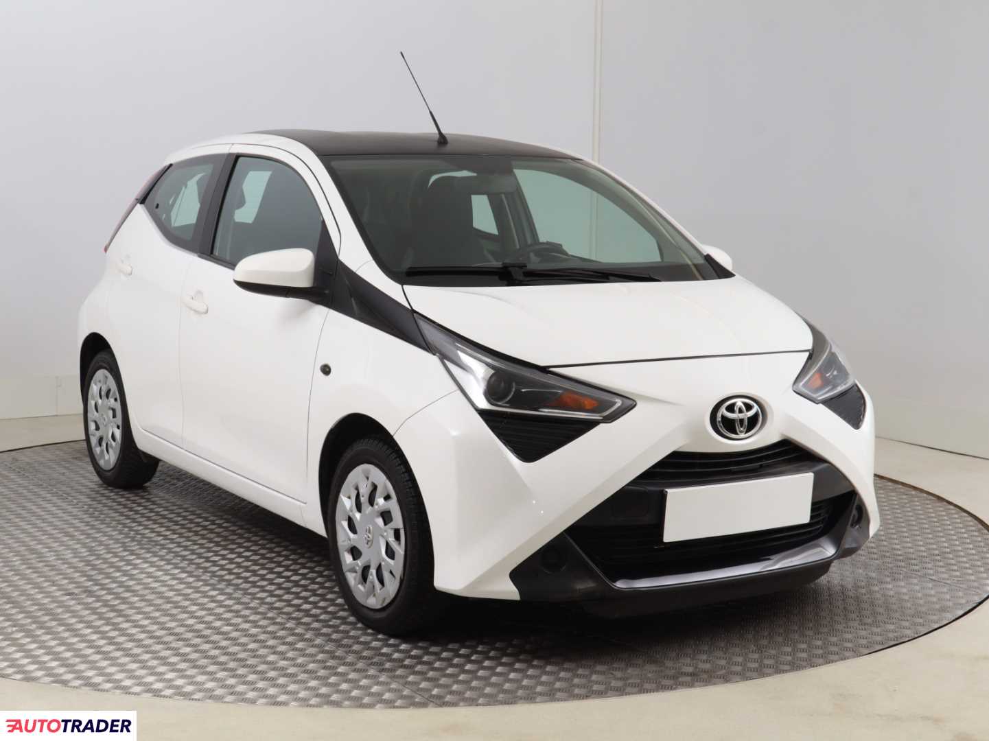 Toyota Aygo 2021 1.0 71 KM