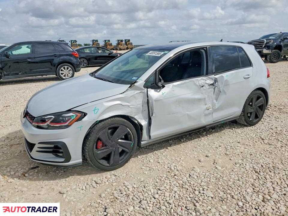 Volkswagen Golf 2020 2