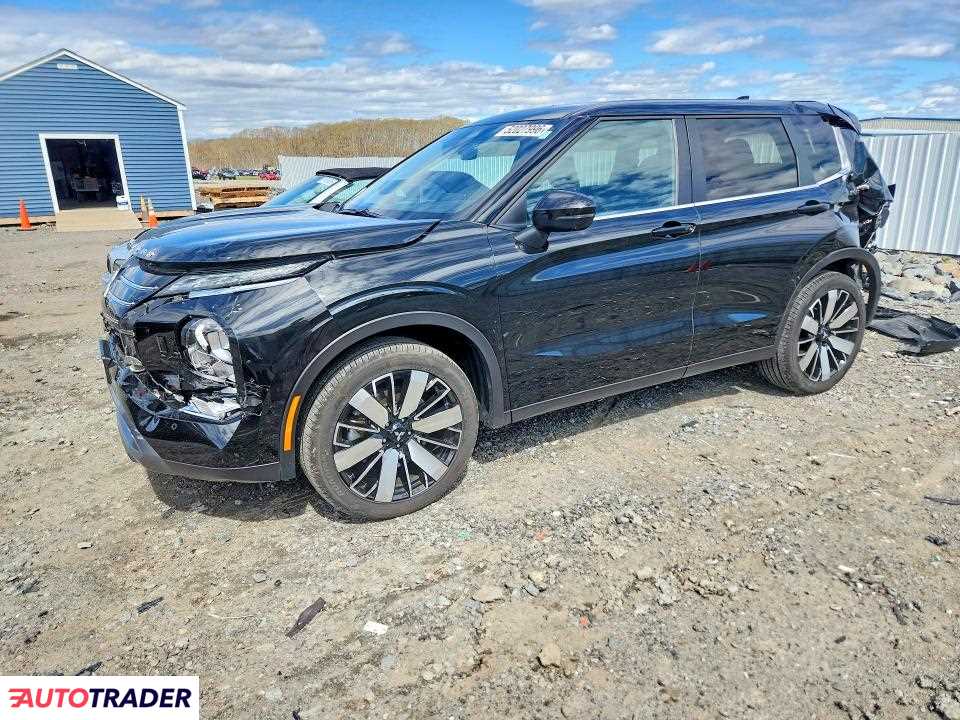 Mitsubishi Outlander 2025 2
