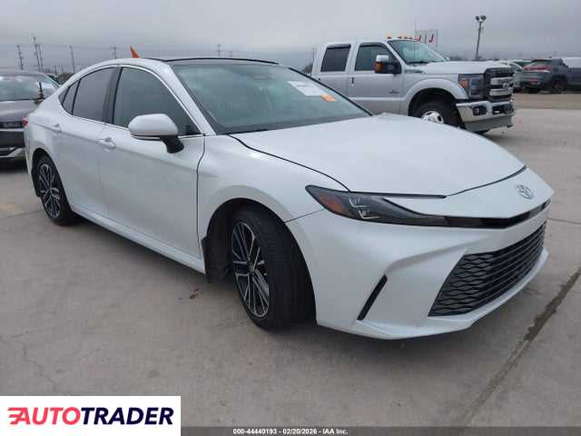 Toyota Camry 2025 2