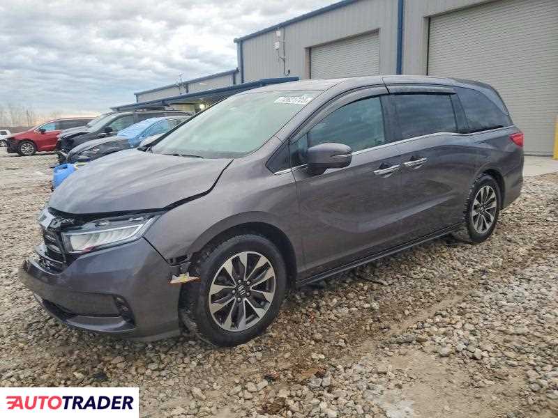 Honda Odyssey 2021 3