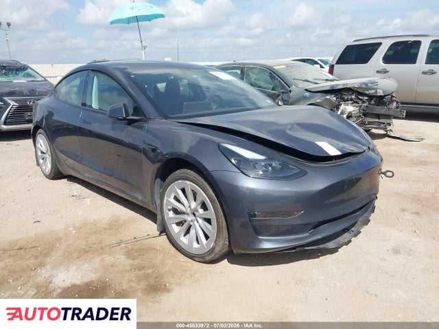 Tesla Model 3 2023