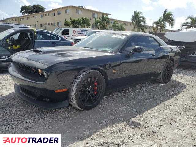 Dodge Challenger 2022 6