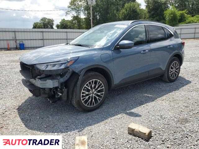 Ford Escape 2024 2