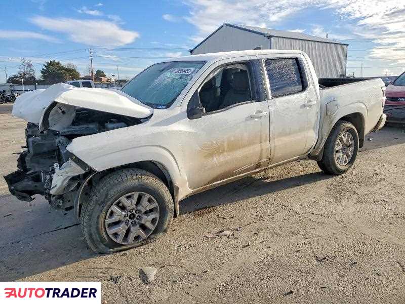 Nissan Frontier 2022 3