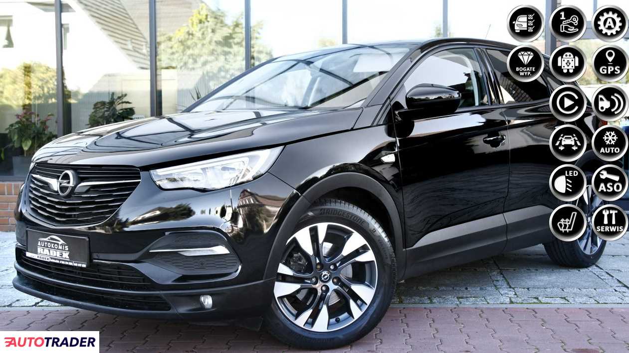 Opel Grandland X 2019 1.2 130 KM
