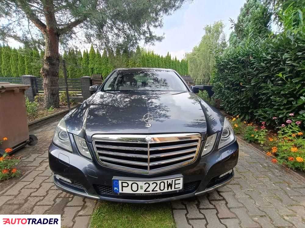 Mercedes E-klasa 2009 2.1 204 KM