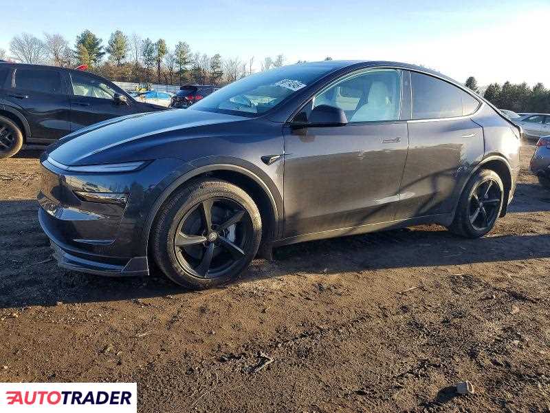 Tesla Model Y 2026