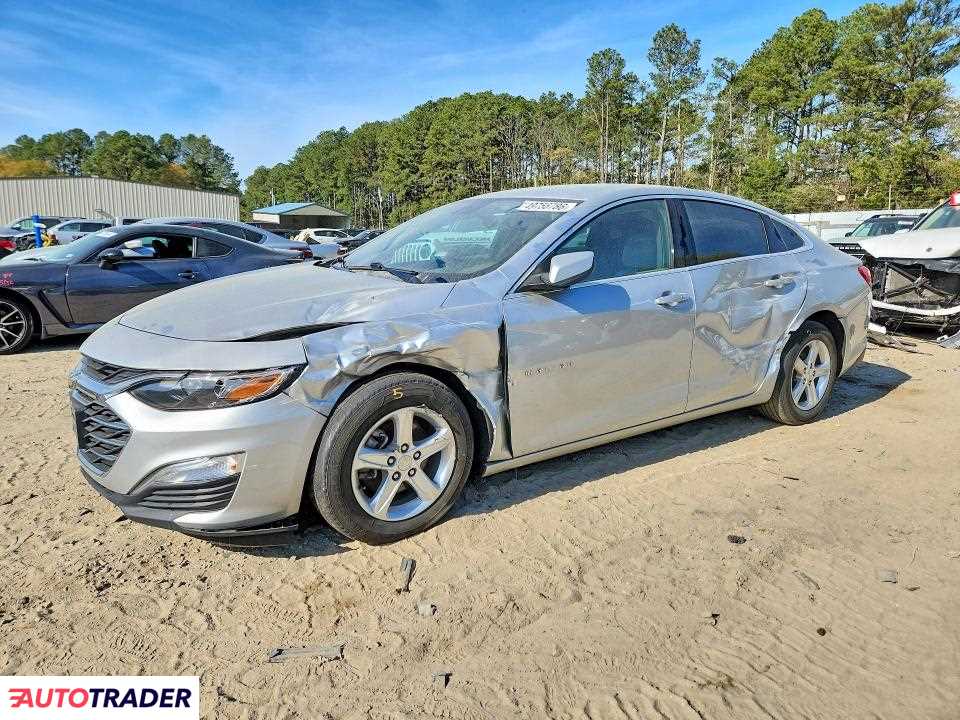 Chevrolet Malibu 2021 1
