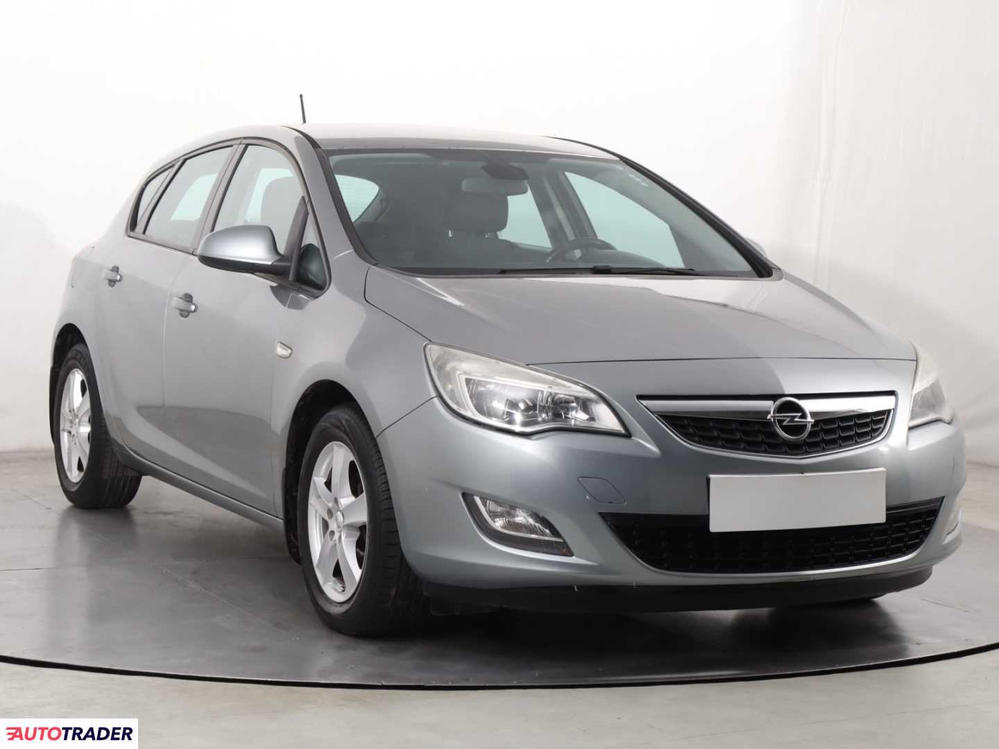 Opel Astra 2010 1.6 113 KM