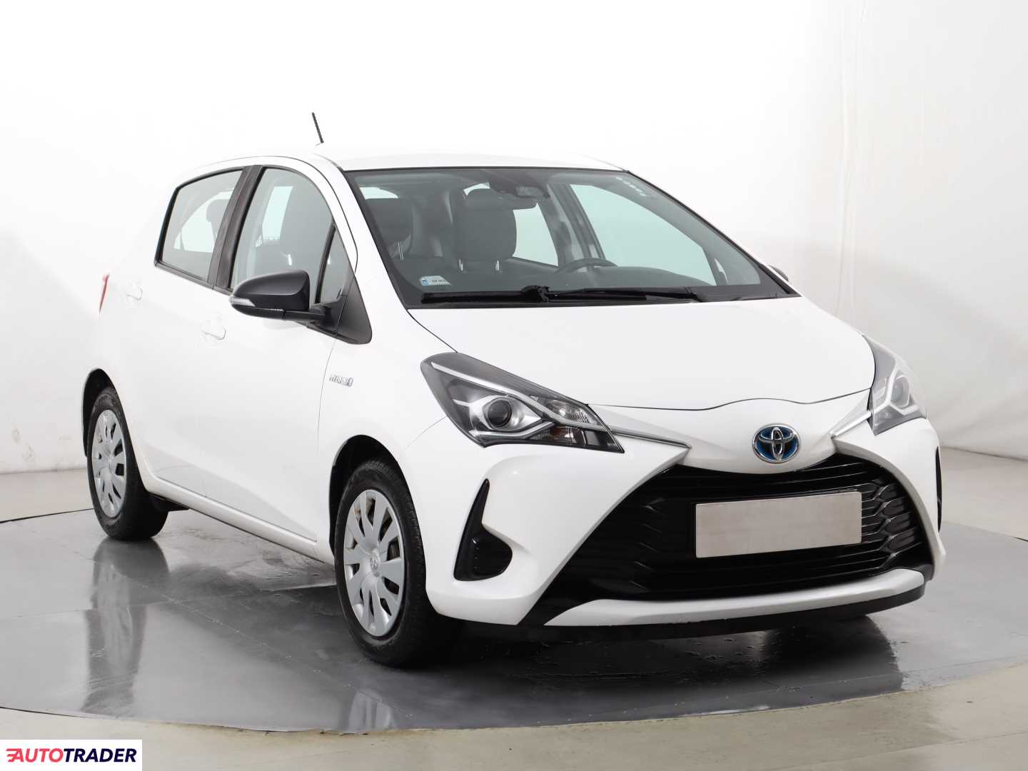 Toyota Yaris 1.5 99 KM 2019r. (Piaseczno)