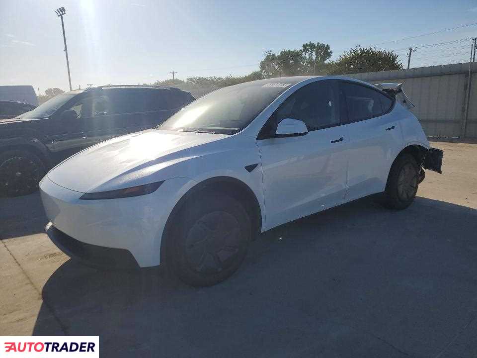 Tesla Model Y 2026