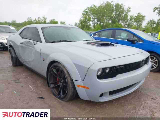 Dodge Challenger 2022 6