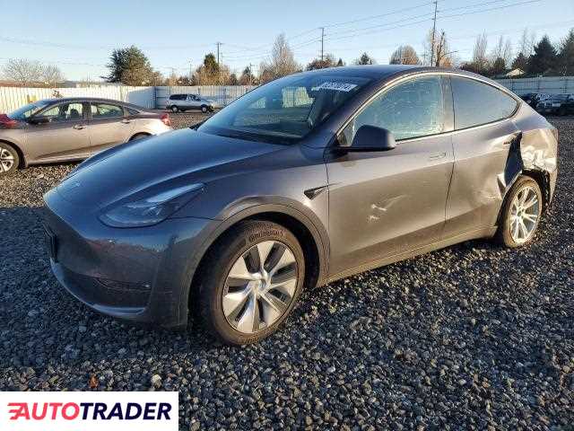 Tesla Model Y 2023 Tesla Model Y 2023
