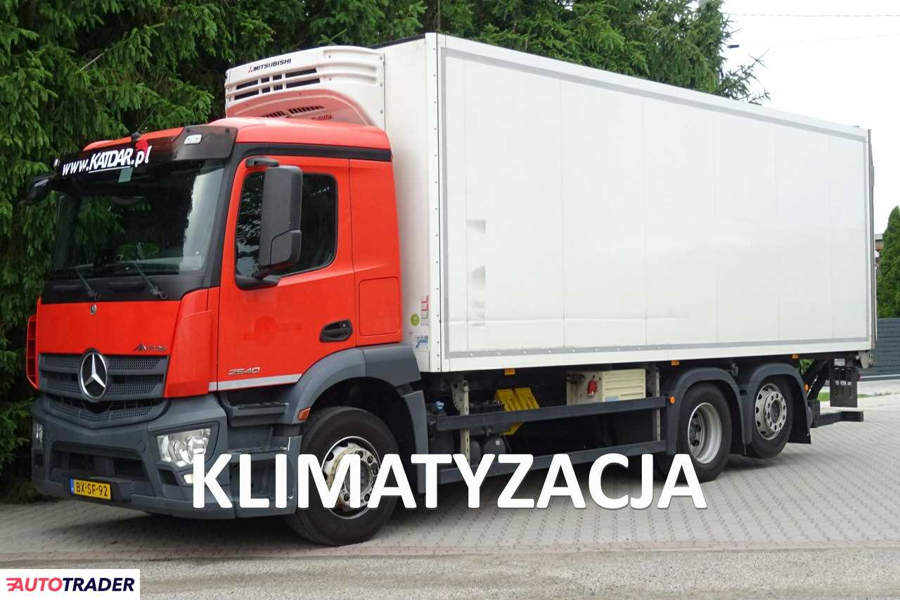 Mercedes 2018