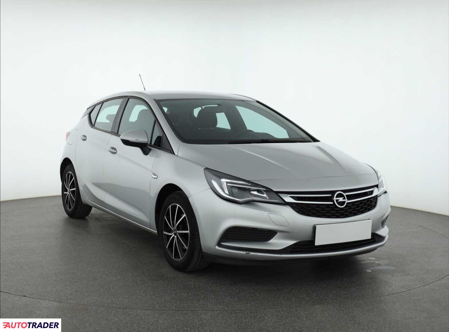 Opel Astra 2016 1.4 123 KM