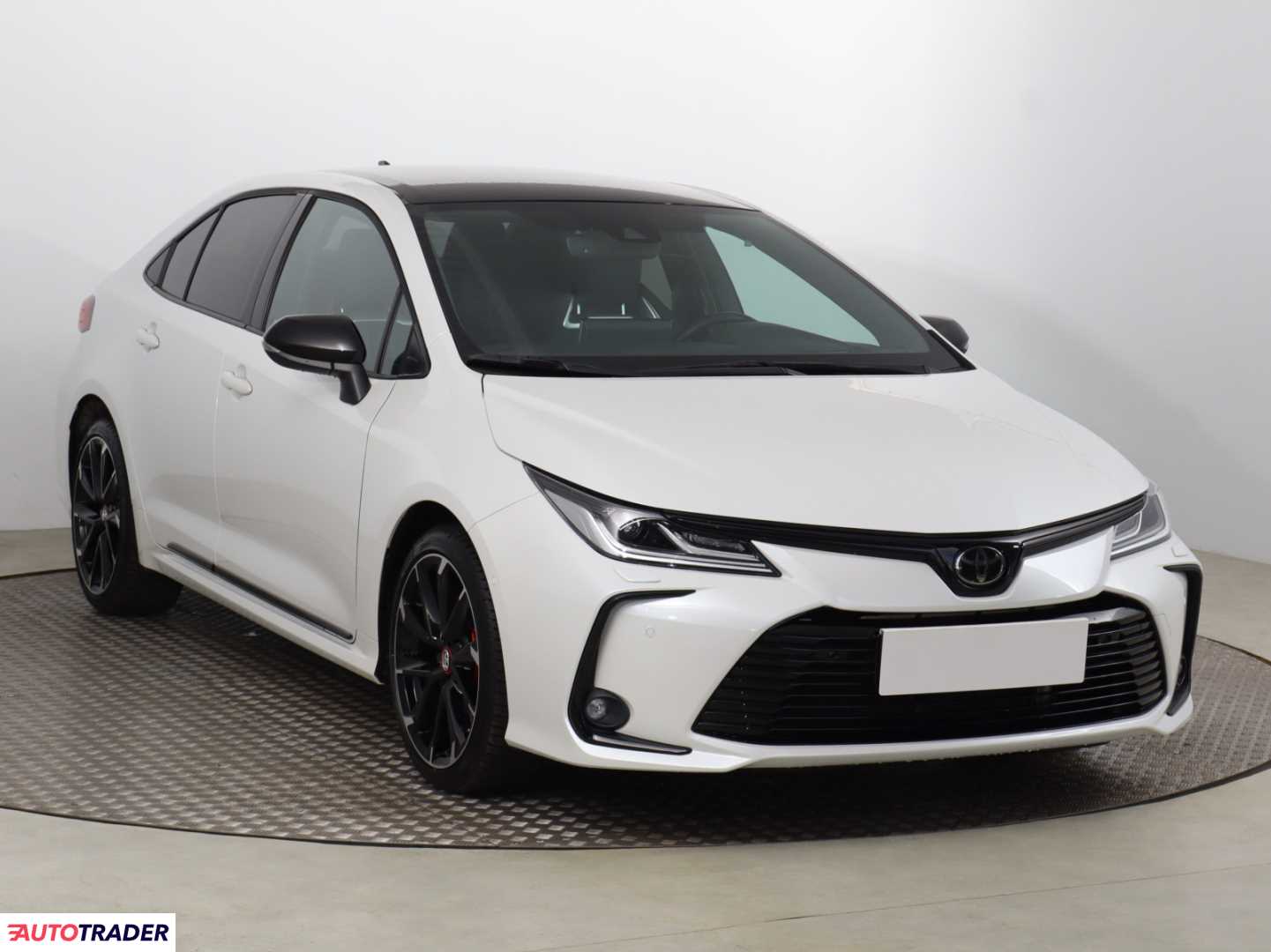 Toyota Corolla 2022 1.8 120 KM