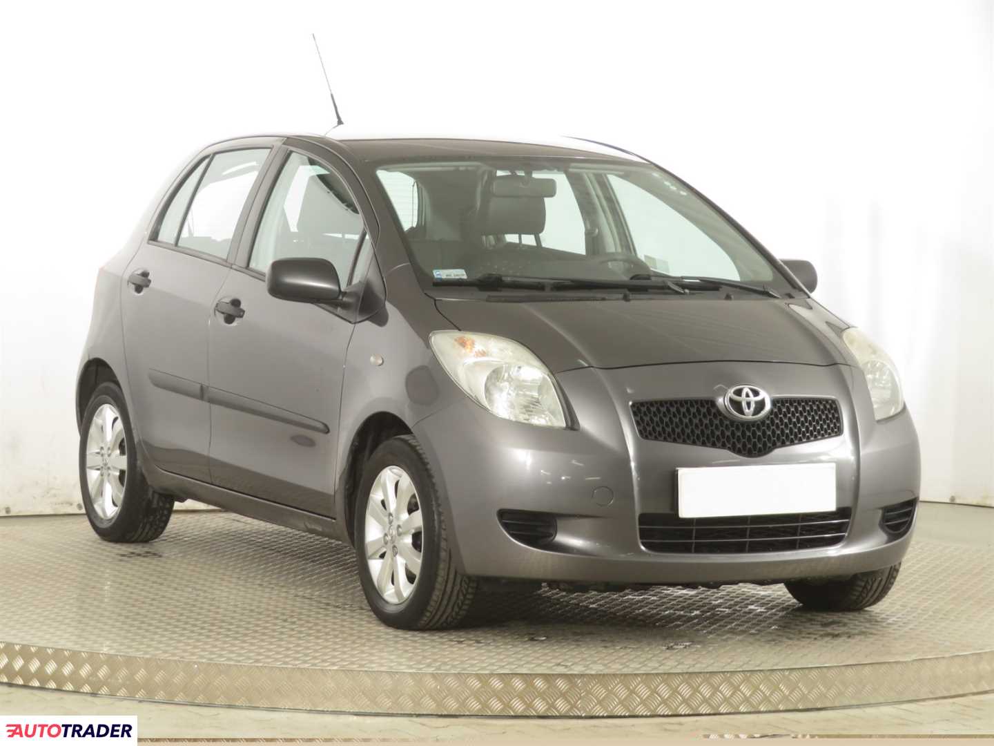 Toyota Yaris 2008 1.3 85 KM Toyota Yaris 2008 1.3 85 KM