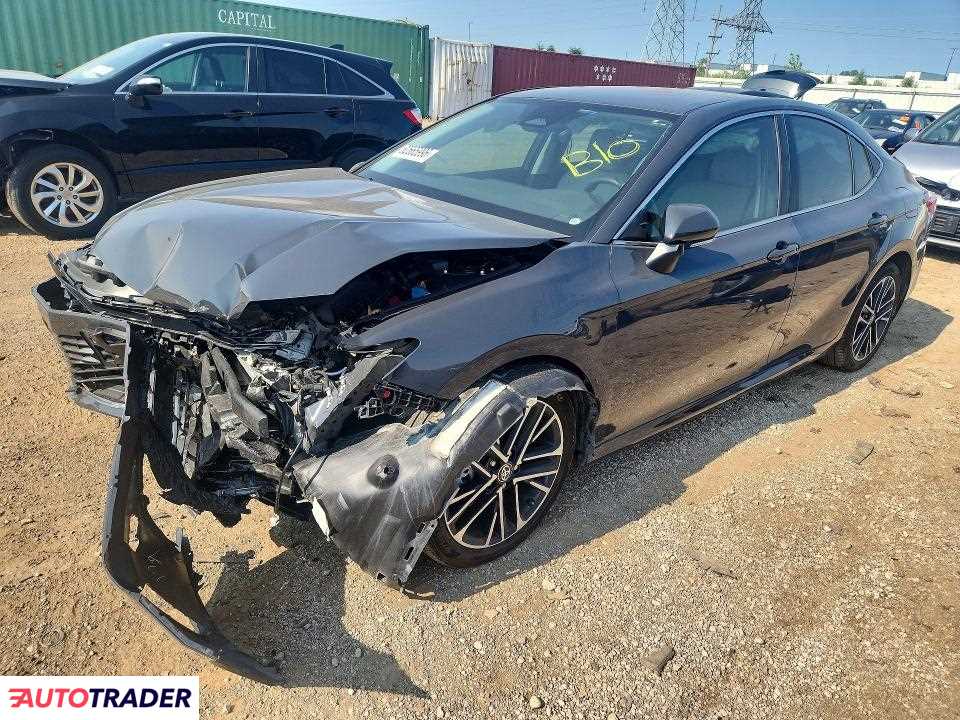Toyota Camry 2025 2