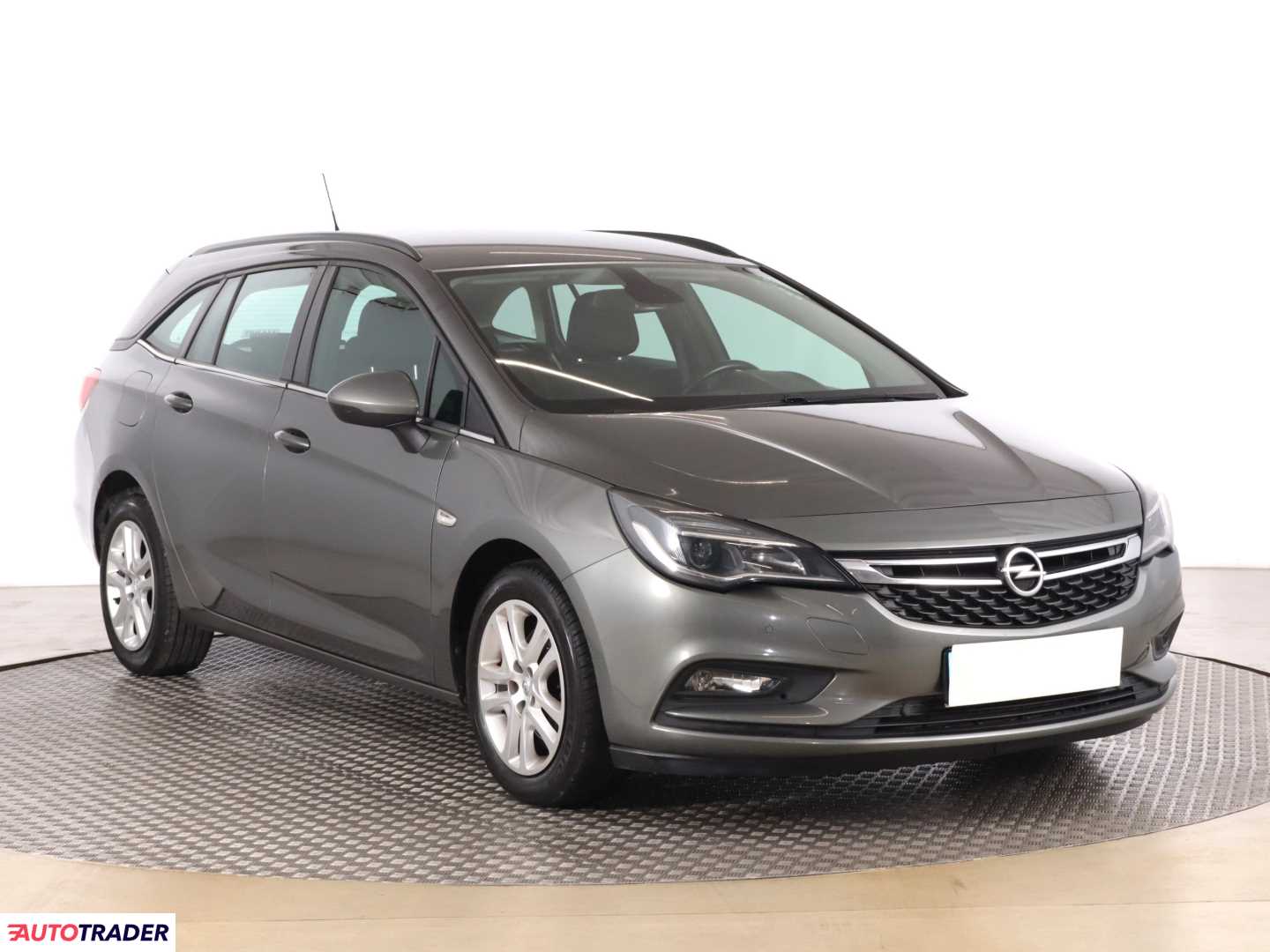 Opel Astra 2018 1.6 134 KM