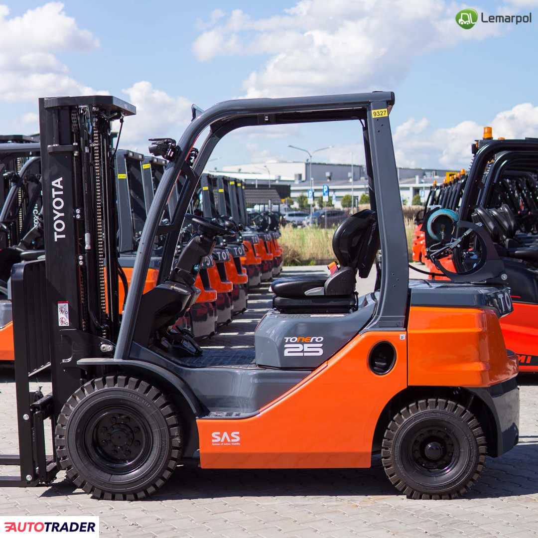 TOYOTA 02-8FGF25 2023r. TOYOTA 02-8FGF25 2023r.