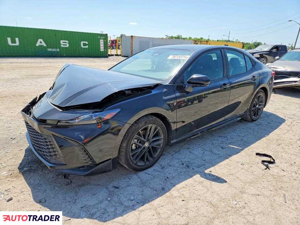 Toyota Camry 2025 2