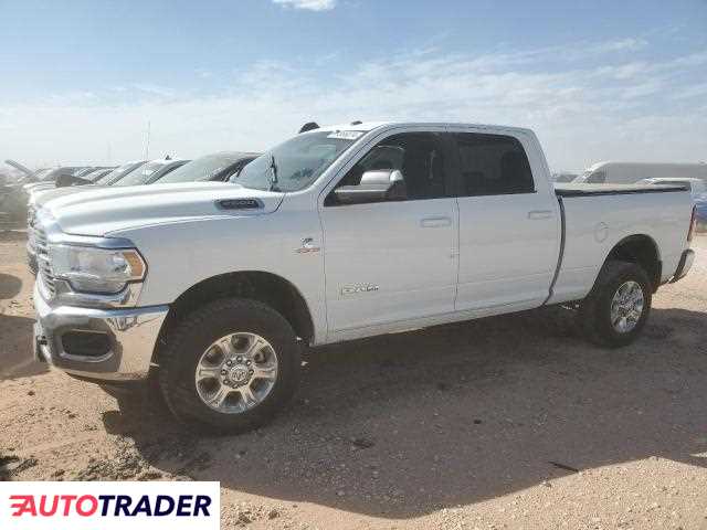 Dodge Ram 6.0 diesel 2021r. (ANDREWS)