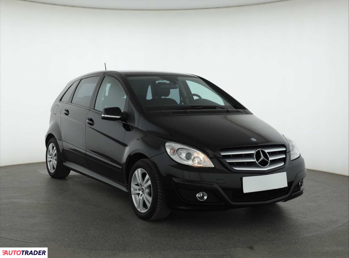 Mercedes B-klasa 2011 2.0 107 KM