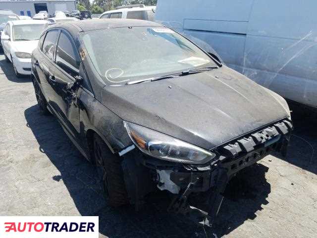 Ford Focus 2016 2 Ford Focus 2016 2
