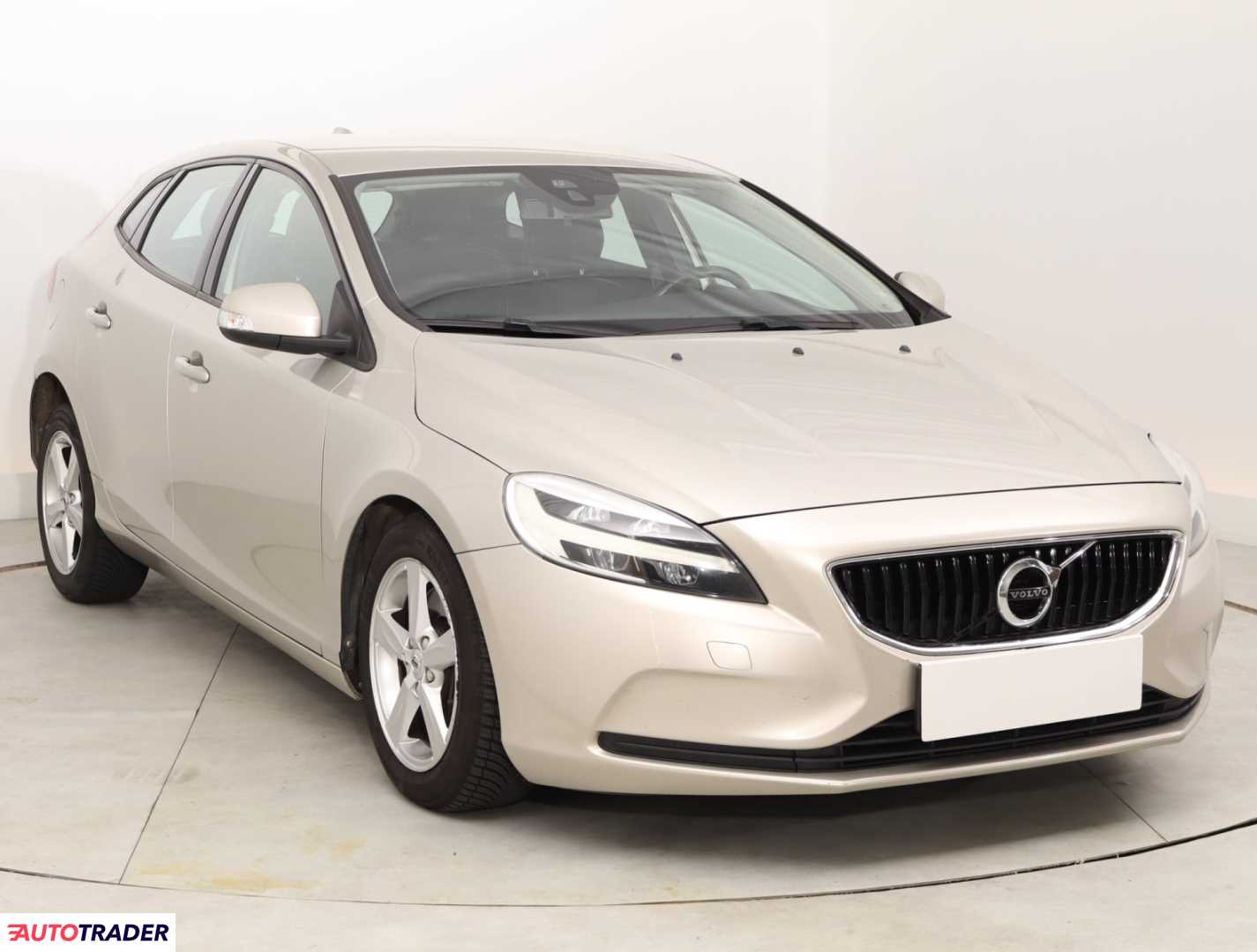 Volvo V40 2016 2.0 118 KM
