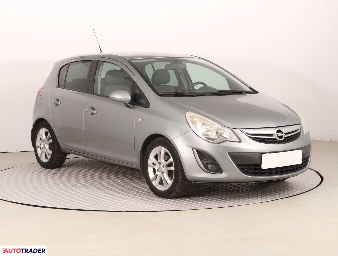 Opel Corsa 2012 1.4 99 KM