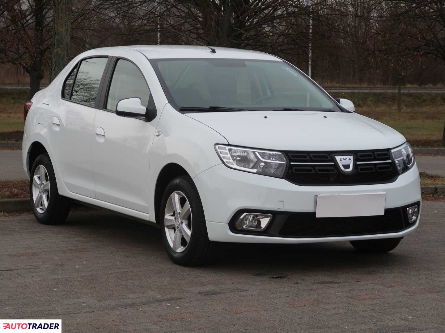 Dacia Logan 1.1 72 KM 2017r. (Piaseczno)