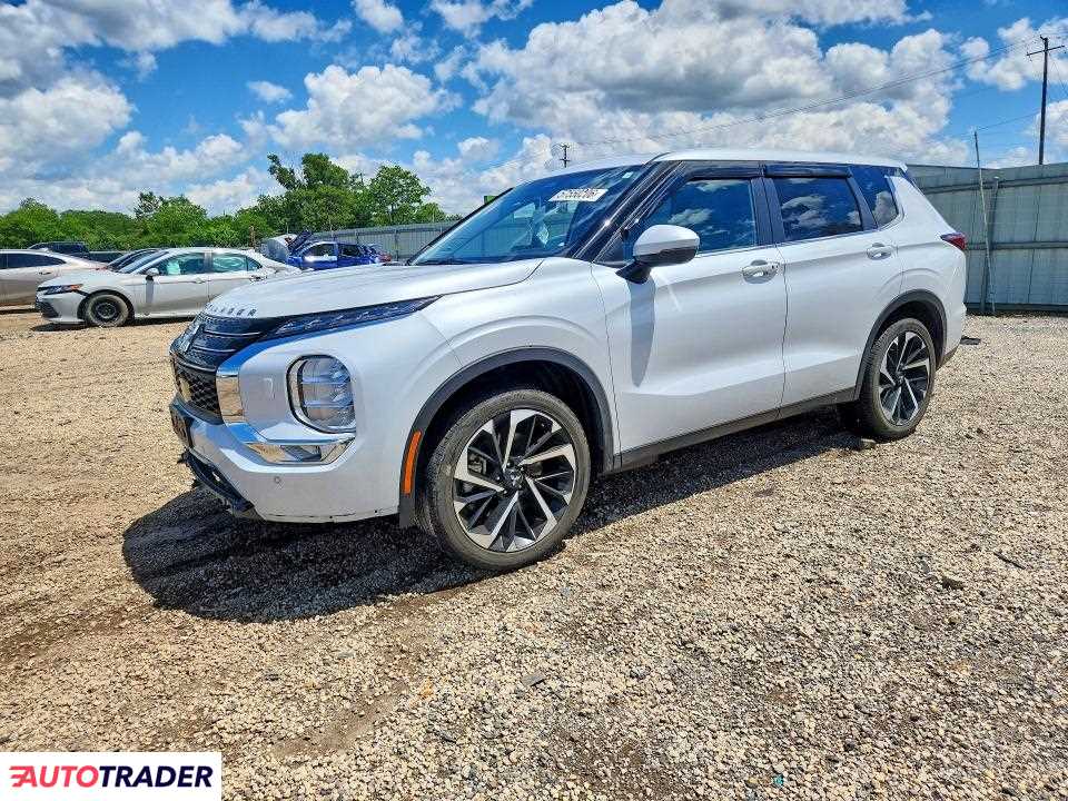 Mitsubishi Outlander 2023 2