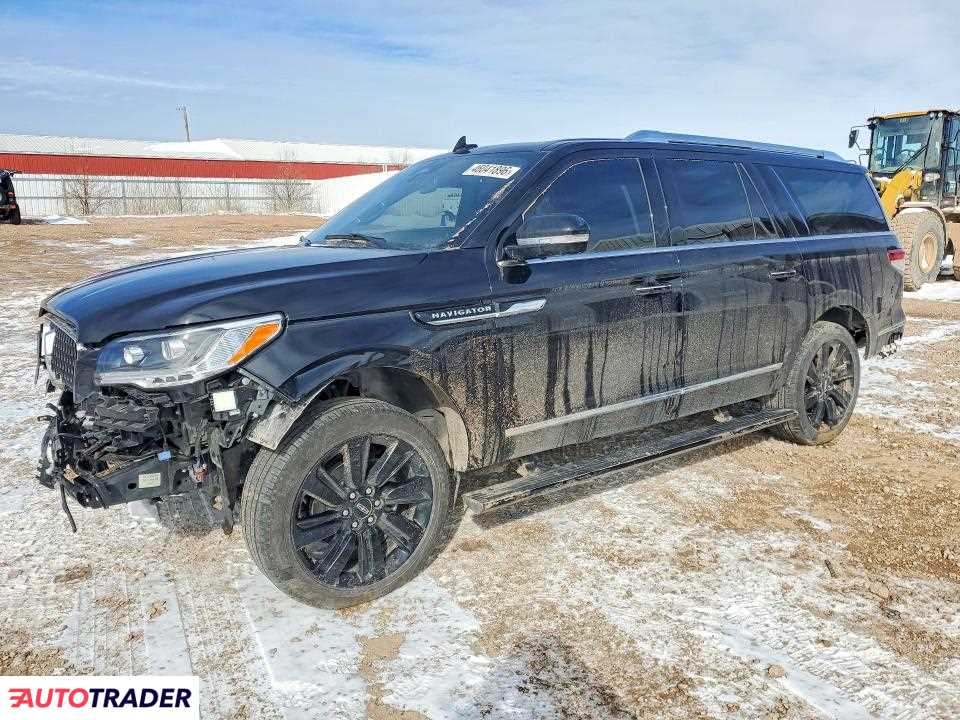 Lincoln Navigator 2024 3
