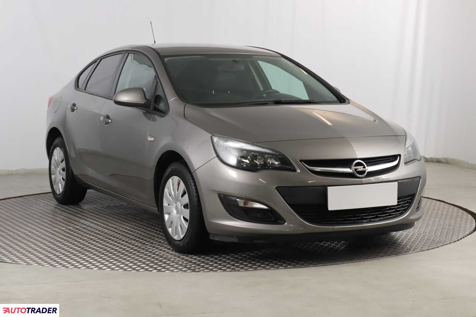 Opel Astra 2016 1.6 113 KM