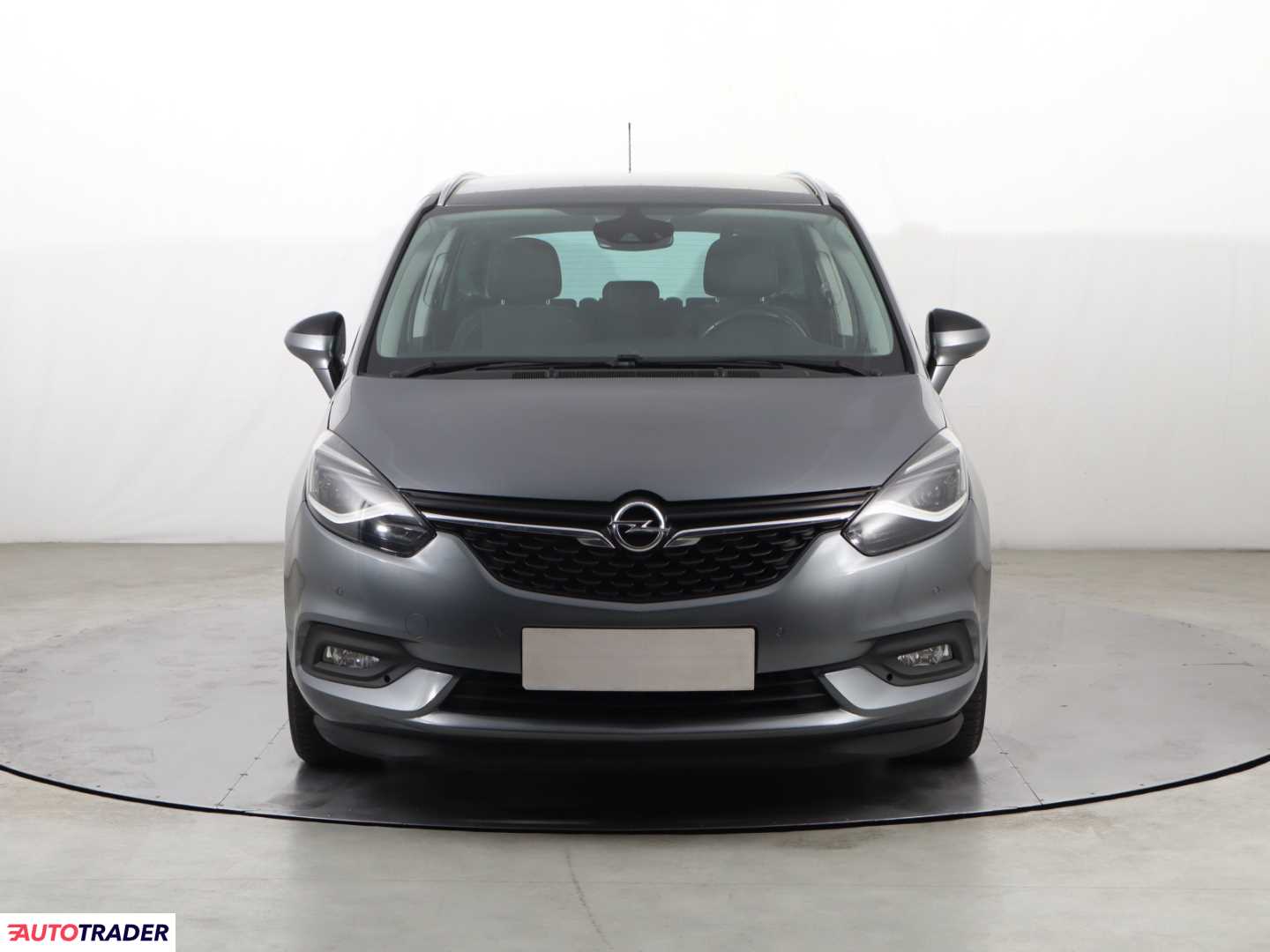 Opel Zafira 2018 1.4 138 KM