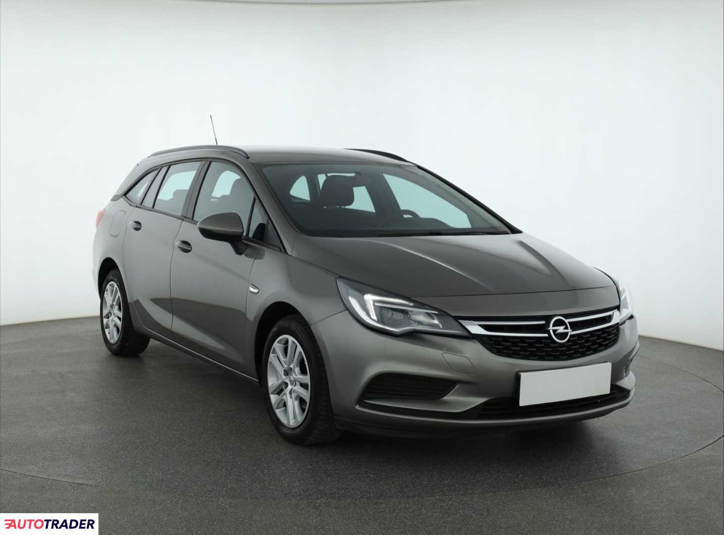 Opel Astra 2017 1.4 147 KM