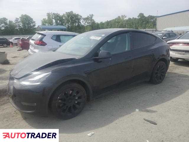 Tesla Model Y 2022 Tesla Model Y 2022