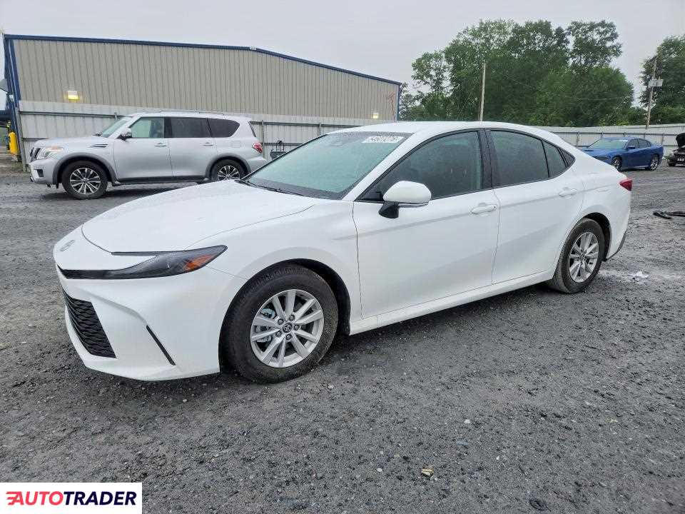 Toyota Camry 2025 2